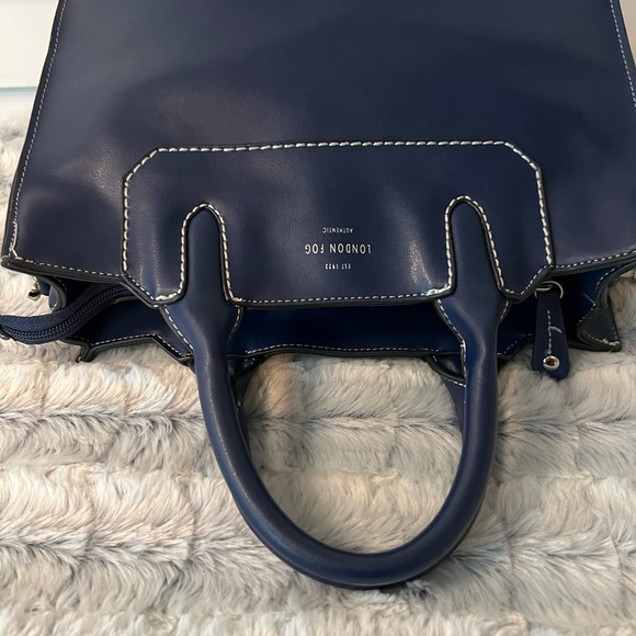 London Fog Navy Blue Crossbody Bag - Picture 6 of 14
